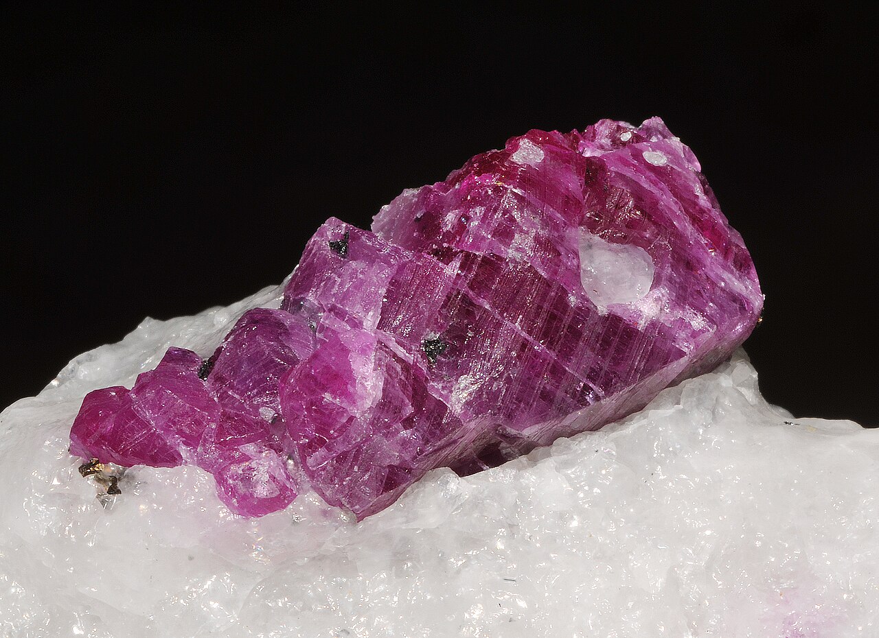 Ruby crystals in white calcite.