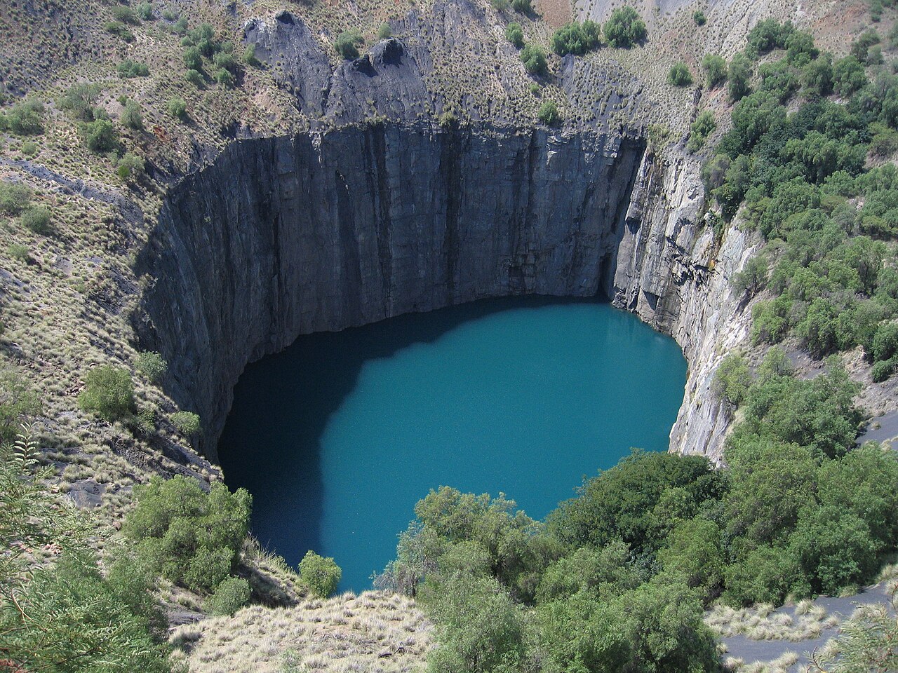 The flooded Big Hole diamond mine in Kimberley.